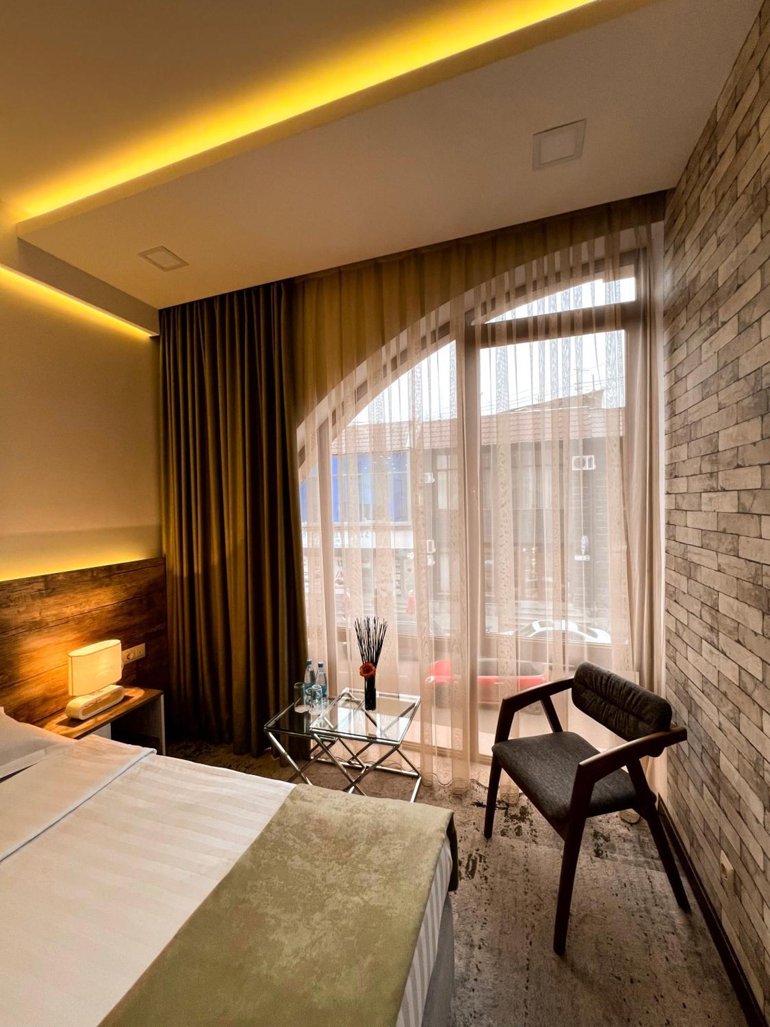 Evn Boutique Hotel 예레반 외부 사진